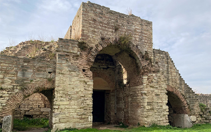 İstanbul: Tarihi Yarımada-4 Eski Şehir Surları ve Kapıları