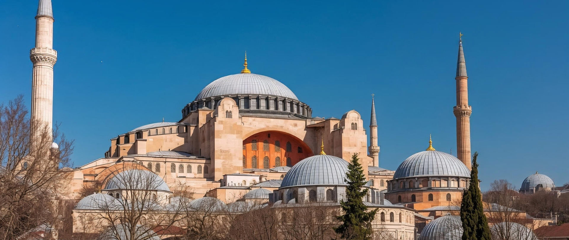 Ayasofya: Medeniyetlerin Zamansız Mührü