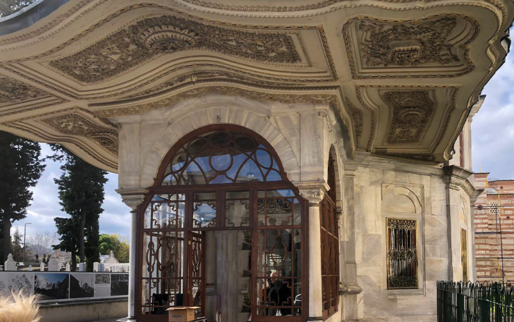 Istanbul: Fatih and Mehmet the Conqueror