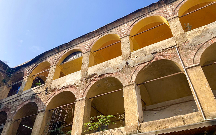 Istanbul: Historical Inns and Baths of Istanbul Old City