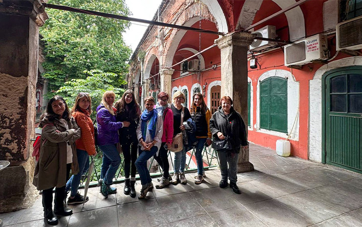 İstanbul: Beyazıt Meydanı, Kapalı Çarşı ve Çatıları