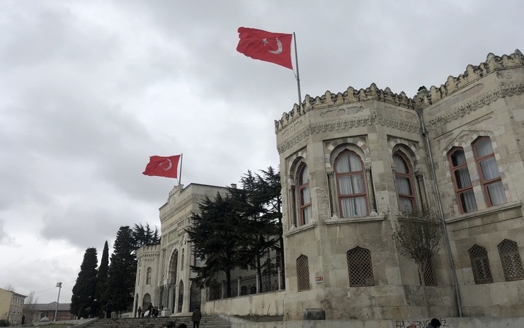 İstanbul: Beyazıt Meydanı, Kapalı Çarşı ve Çatıları